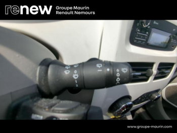 Photo 24 du bon plan RENAULT Zoe Life charge normale R90 MY19 occasion à 7490 €