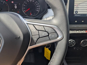 Photo 13 du bon plan RENAULT Clio 1.0 TCe 100ch Evolution GPL occasion à 16199 €