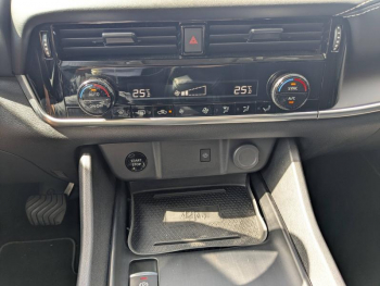 Photo 16 du bon plan NISSAN Qashqai e-POWER 190ch Business Edition 2022 occasion à 25990 €