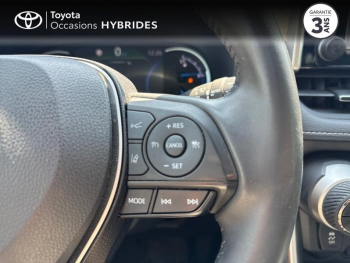 Photo 17 du bon plan TOYOTA RAV4 2.5 Hybride 218ch Dynamic 2WD MY22 occasion à 30990 €