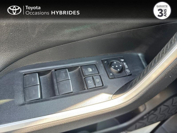 Photo 19 du bon plan TOYOTA RAV4 2.5 Hybride 218ch Dynamic 2WD MY22 occasion à 30990 €