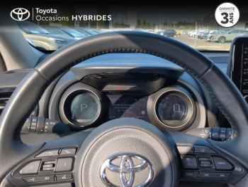 Photo 13 du bon plan TOYOTA Yaris 116h Design 5p MY22 occasion à 19990 €