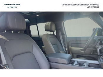 Photo 15 du bon plan LAND-ROVER Defender 110 2.0 P300e Sedona Edition occasion à 108990 €