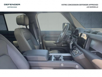 Photo 16 du bon plan LAND-ROVER Defender 110 2.0 P300e Sedona Edition occasion à 108990 €