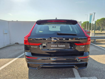 Photo 13 du bon plan VOLVO XC60 T6 Hybride Rechargeable 253 + 145ch Plus Style Dark Geartronic 8 AWD occasion à 54890 €