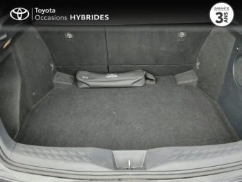 Photo 10 du bon plan TOYOTA C-HR 122h Graphic 2WD E-CVT RC18 occasion à 18900 €