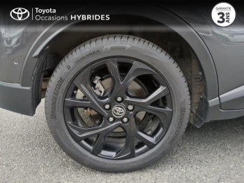 Photo 16 du bon plan TOYOTA C-HR 122h Graphic 2WD E-CVT RC18 occasion à 18900 €