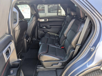 Photo 15 du bon plan FORD Explorer 3.0 EcoBoost 457ch Parallel PHEV ST-Line i-AWD BVA10 25cv occasion à 42961 €