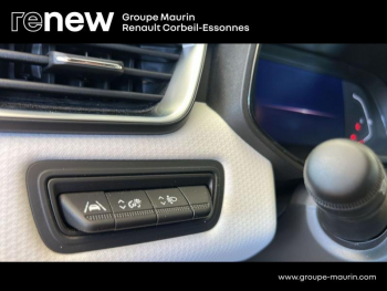 Photo 14 du bon plan RENAULT Clio 1.6 E-Tech hybride 145ch Evolution occasion à 19990 €