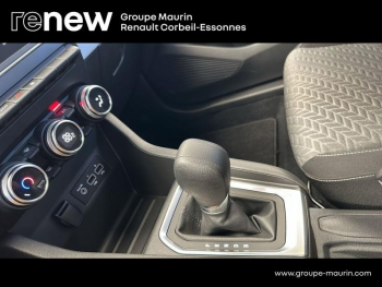 Photo 17 du bon plan RENAULT Clio 1.6 E-Tech hybride 145ch Evolution occasion à 19990 €
