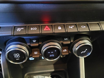 Photo 13 du bon plan DACIA Duster 1.0 ECO-G 100ch Prestige 4x2 occasion à 16490 €