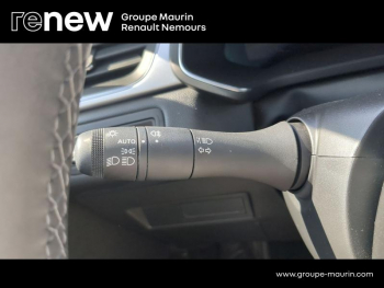 Photo 23 du bon plan RENAULT Captur 1.6 E-Tech hybride 145ch Techno Fast Track occasion à 20990 €