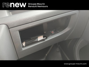 Photo 30 du bon plan TOYOTA ProAce Verso Long 1.5 120 D-4D Dynamic RC18 occasion à 18490 €