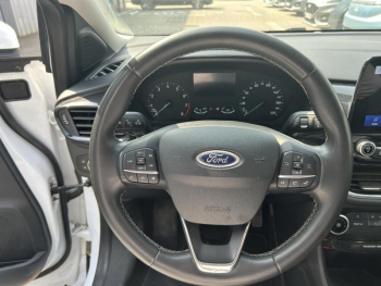 Photo 11 du bon plan FORD Puma 1.0 Flexifuel 125ch S&S mHEV Titanium occasion à 17590 €