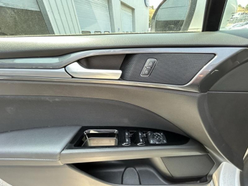 Photo 10 du bon plan FORD Mondeo 2.0 EcoBlue 150ch Titanium BVA 5p occasion à 19200 €