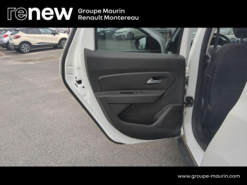 Photo 16 du bon plan DACIA Duster 1.0 ECO-G 100ch 15 ans 4x2 - 20 occasion à 12990 €