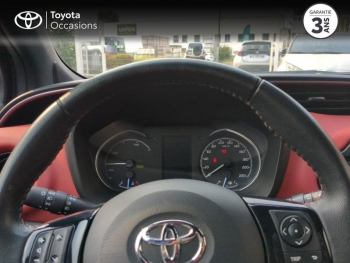 Photo 13 du bon plan TOYOTA Yaris HSD 100h Collection 5p occasion à 14980 €