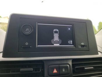 Photo 8 du bon plan OPEL Combo Cargo VUL M 650kg BlueHDi 100ch S&S occasion à 17990 €