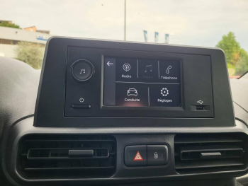 Photo 10 du bon plan OPEL Combo Cargo VUL M 650kg BlueHDi 100ch S&S occasion à 17990 €
