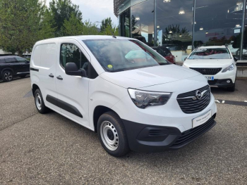Photo 20 du bon plan OPEL Combo Cargo VUL M 650kg BlueHDi 100ch S&S occasion à 17990 €