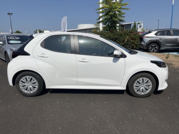 Photo 6 du bon plan TOYOTA Yaris 116h Dynamic 5p MY22 occasion à 17390 €