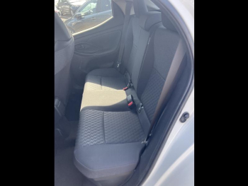 Photo 10 du bon plan TOYOTA Yaris 116h Dynamic 5p MY22 occasion à 17390 €