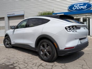 Photo 24 du bon plan FORD Mustang Mach-E 269ch Standard Range 76kWh 7cv occasion à 28990 €