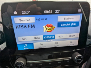 Photo 17 du bon plan FORD Fiesta 1.0 EcoBoost 125ch mHEV Titanium 5p occasion à 13930 €