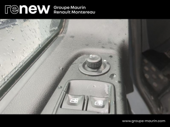 Photo 13 du bon plan RENAULT Trafic Fg VUL L1H1 1000 2.0 dCi 120ch Grand Confort E6 occasion à 14900 €
