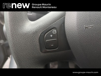 Photo 14 du bon plan RENAULT Trafic Fg VUL L1H1 1000 2.0 dCi 120ch Grand Confort E6 occasion à 14900 €