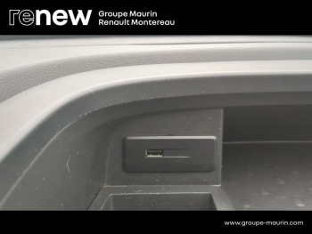 Photo 22 du bon plan RENAULT Trafic Fg VUL L1H1 1000 2.0 dCi 120ch Grand Confort E6 occasion à 14900 €