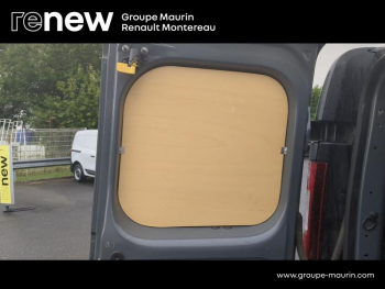 Photo 25 du bon plan RENAULT Trafic Fg VUL L1H1 1000 2.0 dCi 120ch Grand Confort E6 occasion à 14900 €