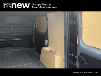 Photo 27 du bon plan RENAULT Trafic Fg VUL L1H1 1000 2.0 dCi 120ch Grand Confort E6 occasion à 14900 €