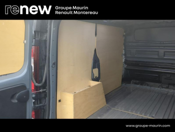 Photo 28 du bon plan RENAULT Trafic Fg VUL L1H1 1000 2.0 dCi 120ch Grand Confort E6 occasion à 14900 €