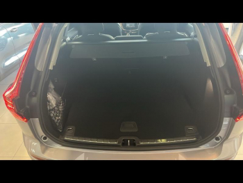 Photo 8 du bon plan VOLVO XC60 T6 Hybride Rechargeable 350ch Ultra Style Dark Geartronic 8 AWD occasion à 71990 €