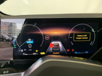 Photo 7 du bon plan RENAULT Austral 1.2 E-Tech full hybrid 200ch Iconic occasion à 33890 €
