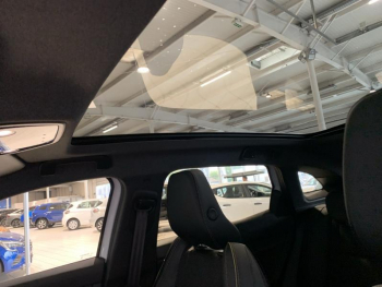 Photo 15 du bon plan RENAULT Austral 1.2 E-Tech full hybrid 200ch Iconic occasion à 33890 €
