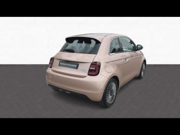 Photo 3 du bon plan FIAT 500 e 95ch Pack Confort MY23 occasion à 14990 €