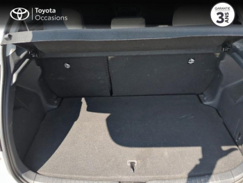 Photo 10 du bon plan TOYOTA Yaris 120 VVT-i Dynamic Business 5p MC24 occasion à 17990 €