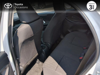 Photo 12 du bon plan TOYOTA Yaris 120 VVT-i Dynamic Business 5p MC24 occasion à 17990 €