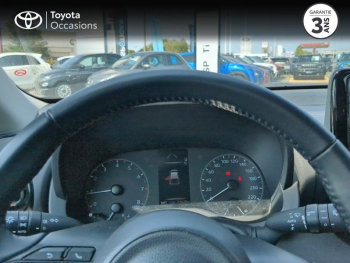 Photo 13 du bon plan TOYOTA Yaris 120 VVT-i Dynamic Business 5p MC24 occasion à 17990 €