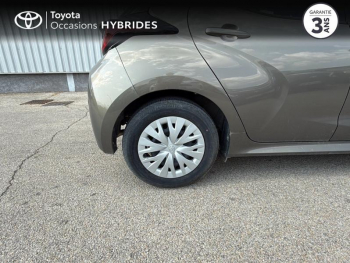 Photo 16 du bon plan TOYOTA Yaris 116h Dynamic Business 5p  MY22 occasion à 19990 €