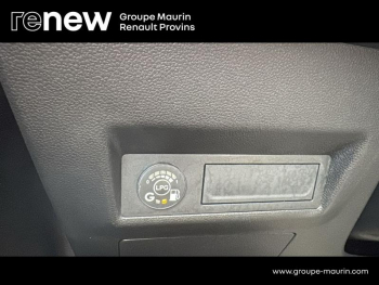 Photo 24 du bon plan RENAULT Captur 1.0 TCe 100ch Intens GPL - 20 occasion à 14390 €