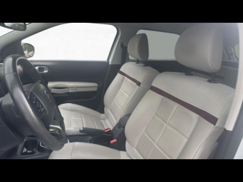 Photo 15 du bon plan CITROEN C4 Cactus PureTech 130ch S&S Shine occasion à 10990 €