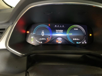 Photo 9 du bon plan RENAULT Captur 1.6 E-Tech hybride rechargeable 160ch Intens -21 occasion à 18490 €