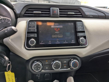 Photo 17 du bon plan NISSAN Micra 1.0 IG-T 92ch Made in France 2021.5 occasion à 14900 €
