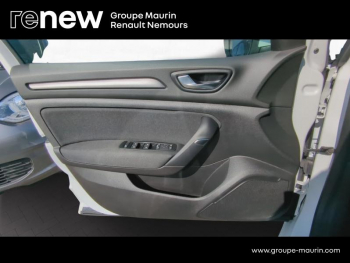 Photo 15 du bon plan RENAULT Megane 1.5 Blue dCi 115ch Evolution EDC occasion à 22990 €