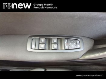 Photo 16 du bon plan RENAULT Megane 1.5 Blue dCi 115ch Evolution EDC occasion à 22990 €
