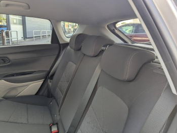 Photo 15 du bon plan HYUNDAI Bayon 1.0 T-GDi 100ch Hybrid 48V Intuitive DCT-7 occasion à 15900 €