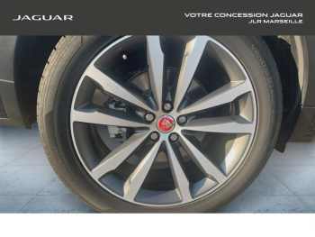 Photo 8 du bon plan JAGUAR E-Pace P300e PHEV R-Dynamic SE BVA AWD occasion à 42990 €
